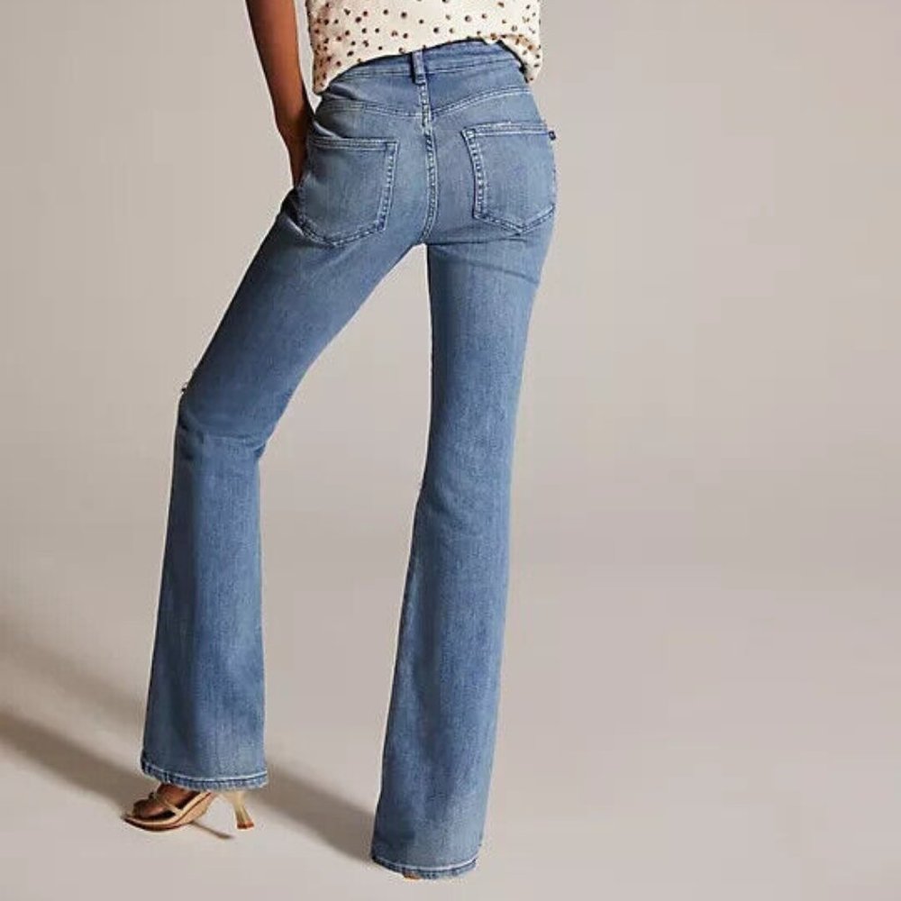 Anthropologie Pilcro 30 NWT The Icon Flare Jeans Distressed Flared New - Picture 3 of 6